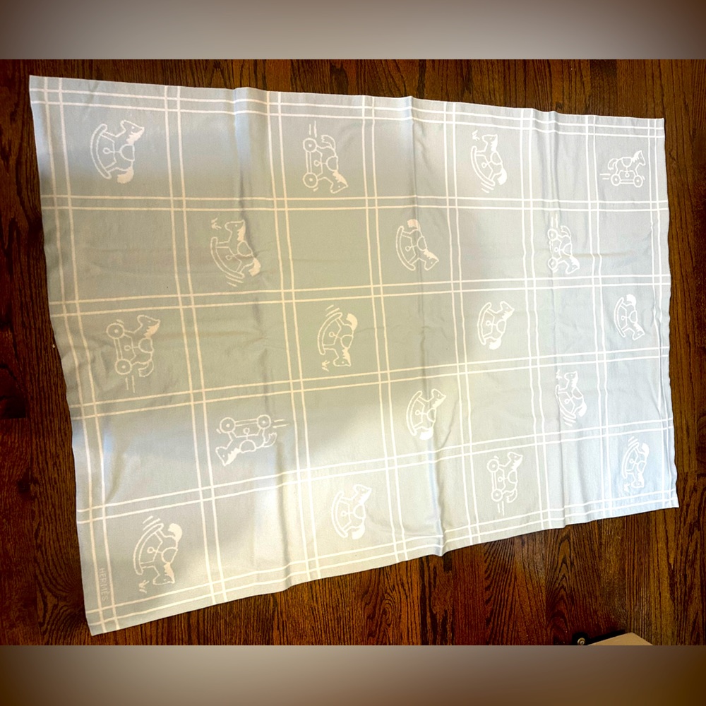 Hermes cotton knit Adada blanket. Blue & ivory come w/ original Hermes Box